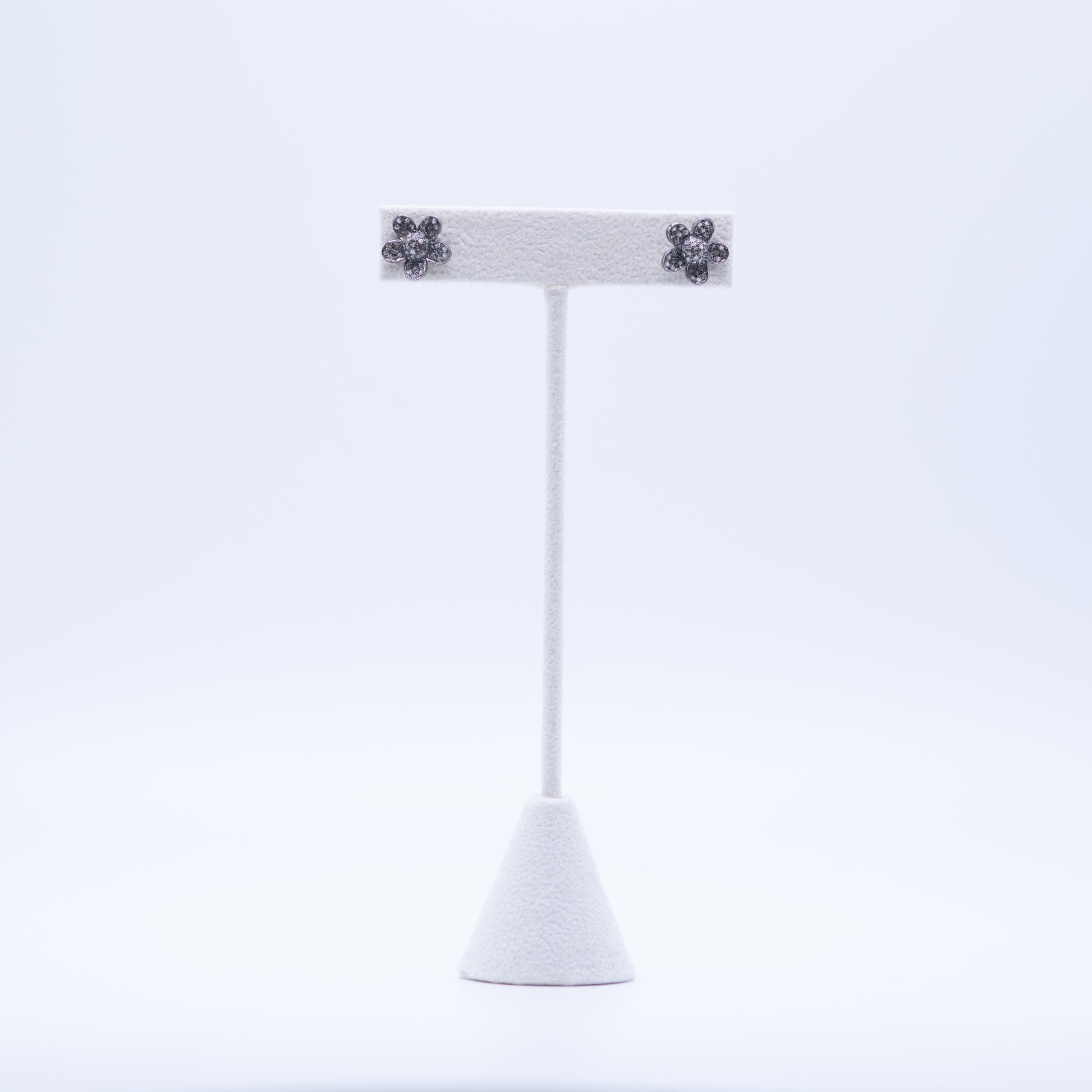 The Diamond Flower Power Stud