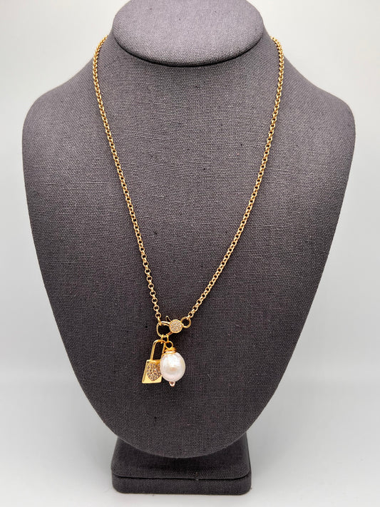 Pearl Drop on Matte Gold Mini Rolo Chain
